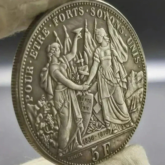 1876 Medal Coin.Replica Coins, Collectible Choice..NWT - Picture 1 of 7